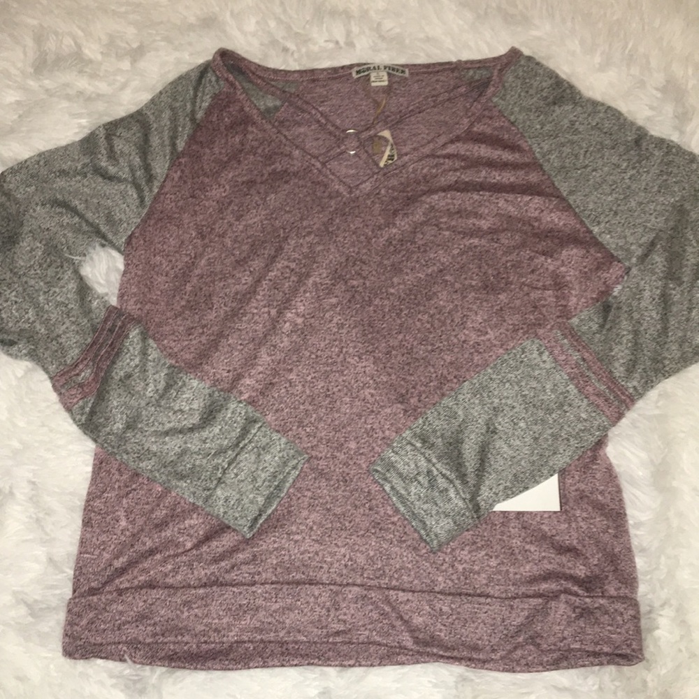 ‼️NWT‼️ grey and pink long sleeve shirt
